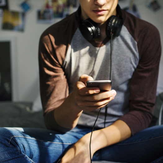 Some universities have organised online meet-ups for students. Picture: Adobe Stock