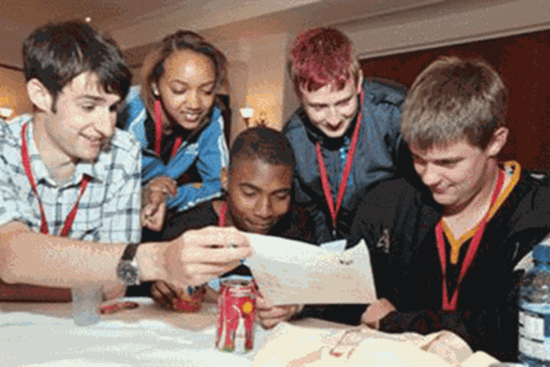 Government wants young people to be involved in shaping service delivery. Image: NYA