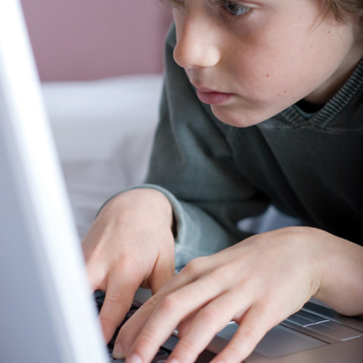 Understanding the potentials and limits of ICT could be useful for social workers. Picture: Shocky/Adobe Stock