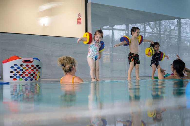 The pool offers aqua aerobics, aqua natal, baby, toddler and preschool classes.