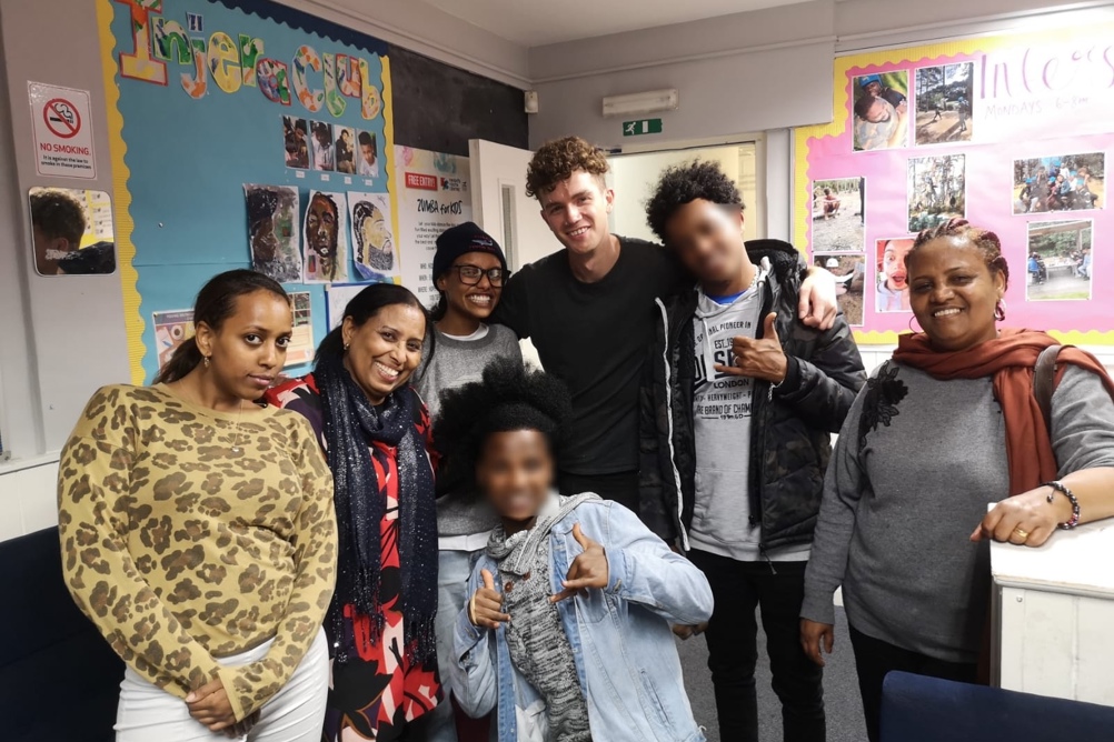 Benny Hunter with members of the Da'aro Youth Project. Picture: Benny Hunter