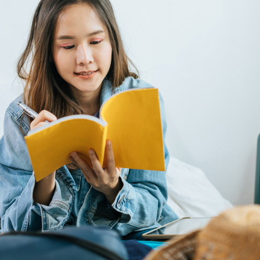 NYAS is calling for all children to be provided with proper bags to move thier belongings. Picture: Adobe Stock