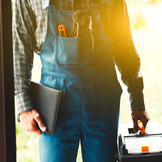 Tradesmen will be among those offered the 15-minute course. Picture: Adobe Stock